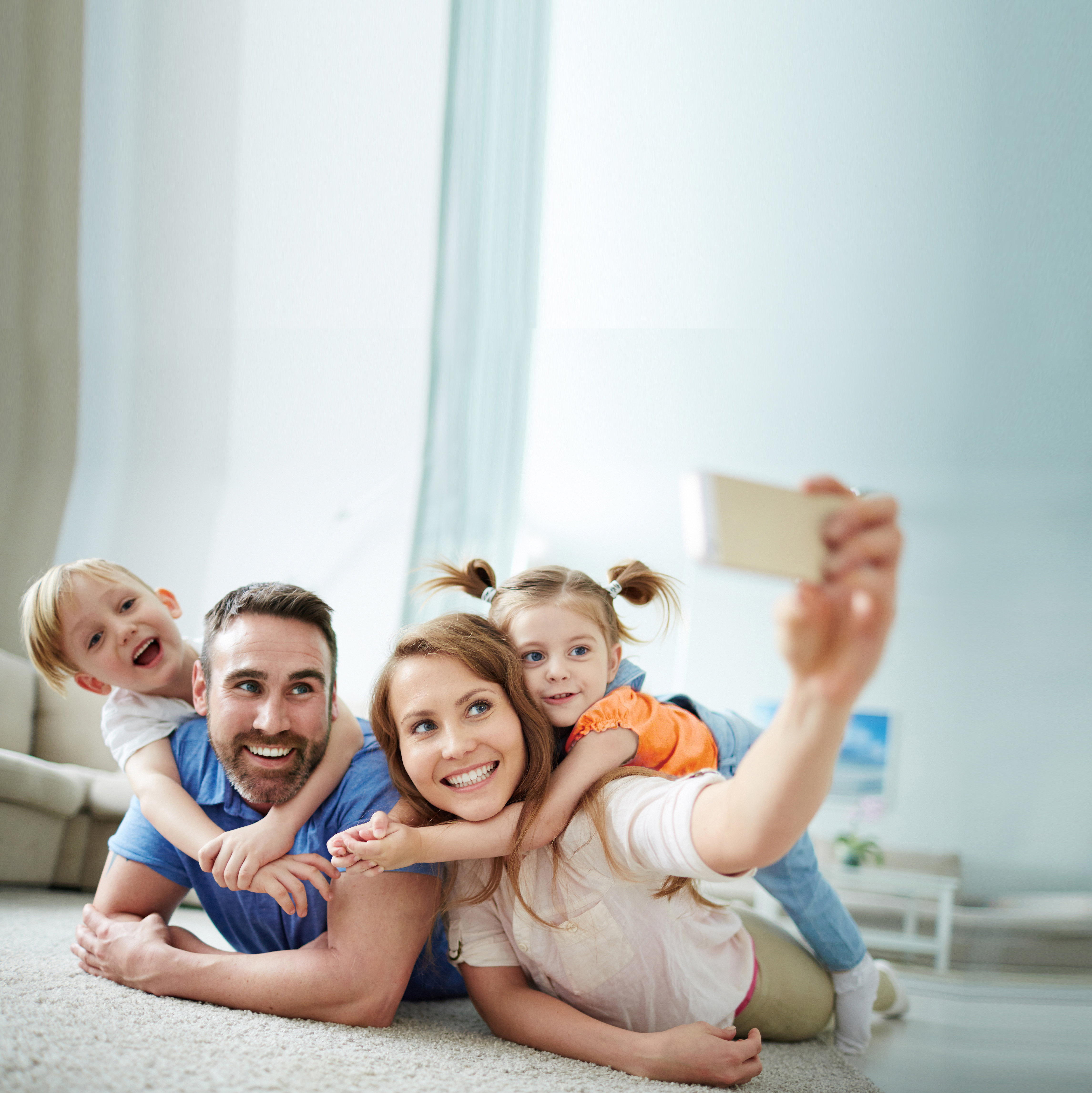 משפחה בתהליך מחזור משכנתא