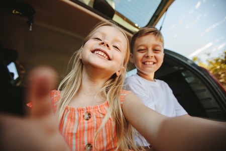 ילדים מסיחים את הדעת בנהיגה ילדים מסיחים את הדעת בנהיגה